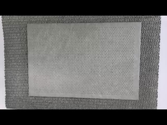 赤外線発射器のための金属燃焼部品